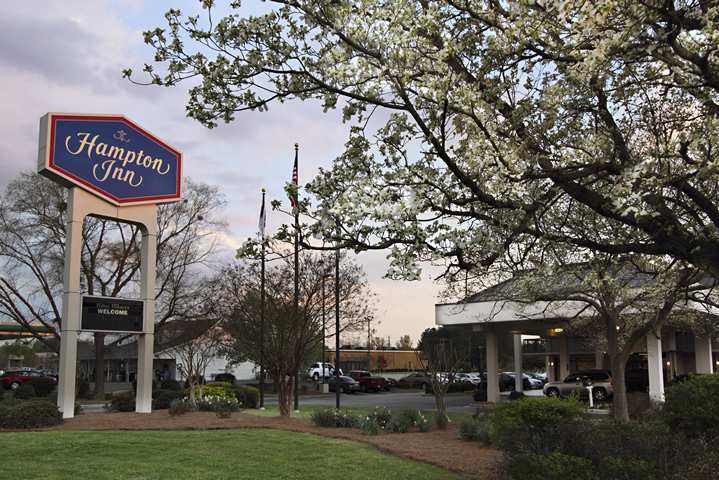 Motel 6 Fayetteville - I-95 المظهر الخارجي الصورة